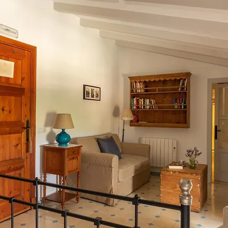 Cal Secretari Vell - Turismo De Interior La Cabaneta