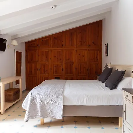 Cal Secretari Vell - Turismo De Interior Hotel