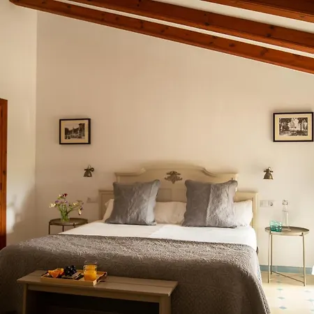 Cal Secretari Vell - Turismo De Interior Hotel La Cabaneta